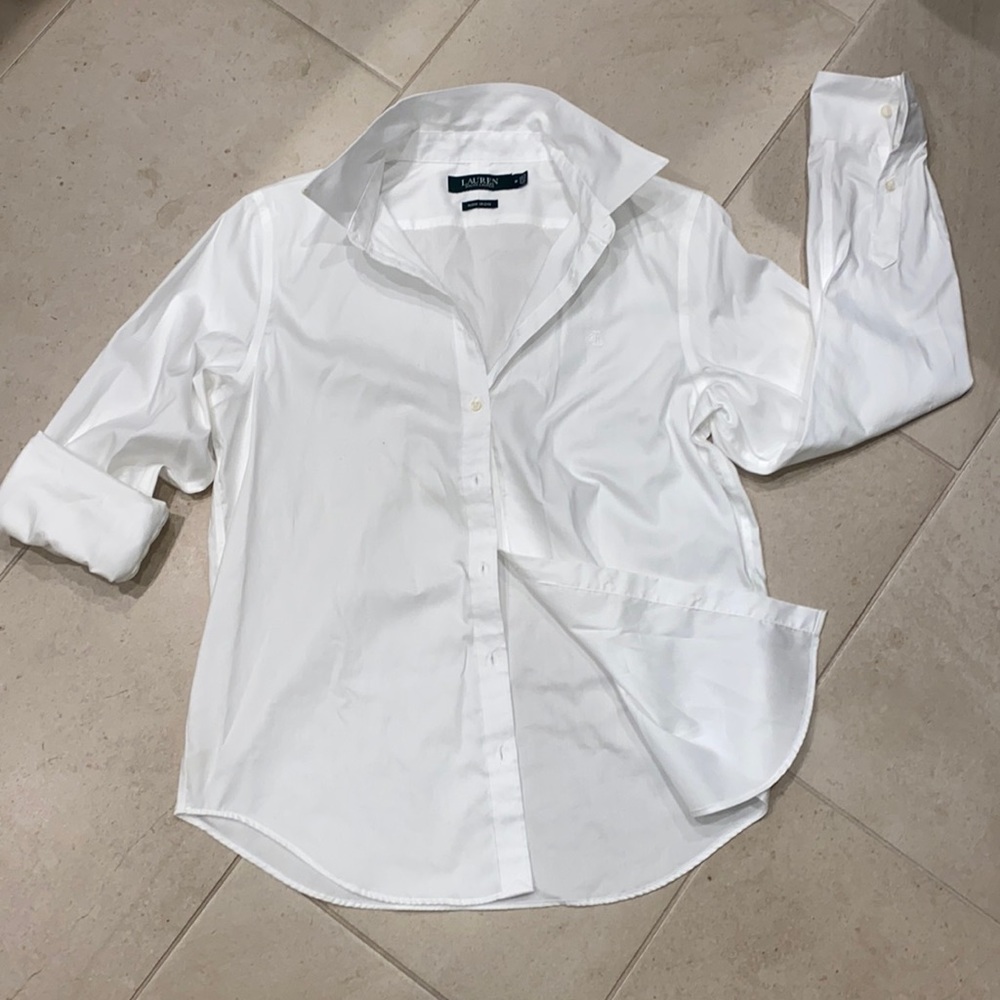 NWOT- LAUREN NO IRON POPLIN BUTTON DOWN